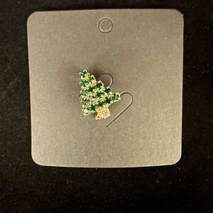 Gold and Green Textured Christmas Tree Brooch